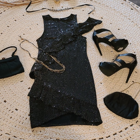 NWOT COCKTAIL DRESS BLACK AND SILVER SHIMMER R - Picture 5 of 16